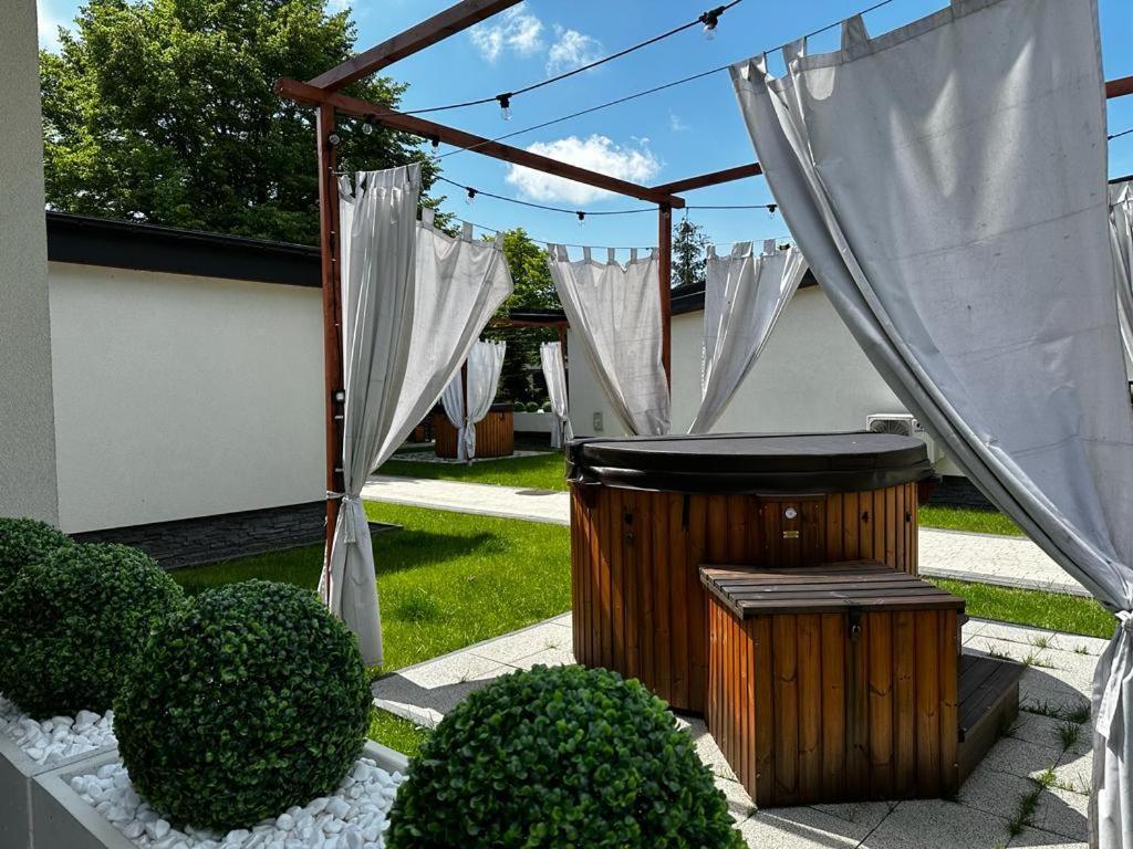 Wrzos Resort & Wellness **** Domki Caloroczne Wegierska Gorka Buitenkant foto
