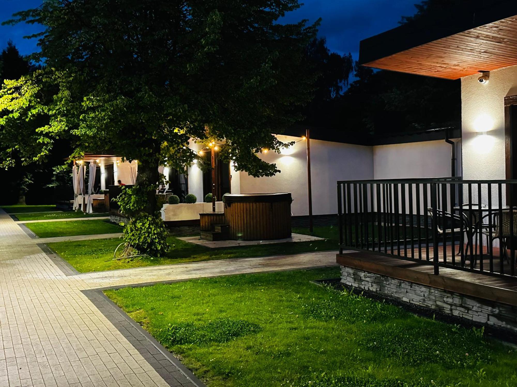 Wrzos Resort & Wellness **** Domki Caloroczne Wegierska Gorka Buitenkant foto